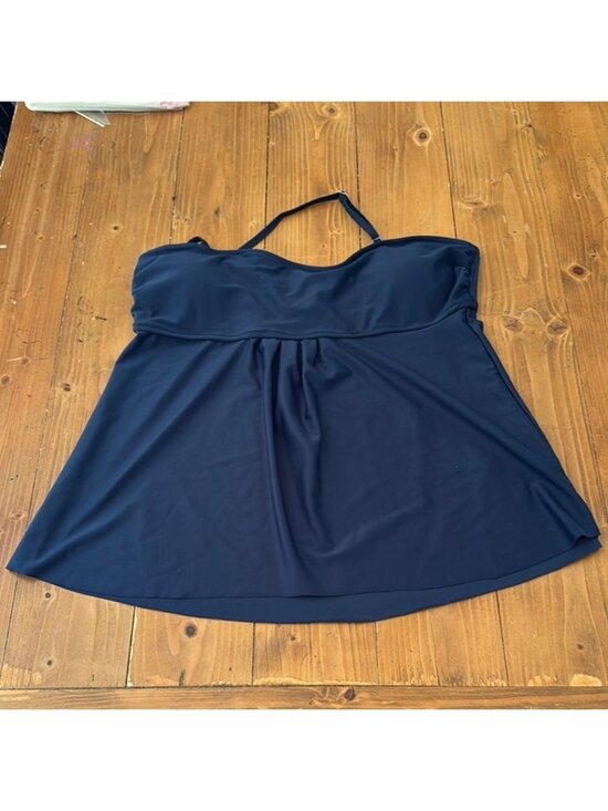 Other - Navy Blue Halter bathing suit top women’s xl‎